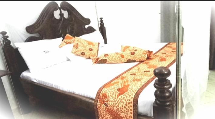 Riverside Resort Hotel Kabale Extérieur photo