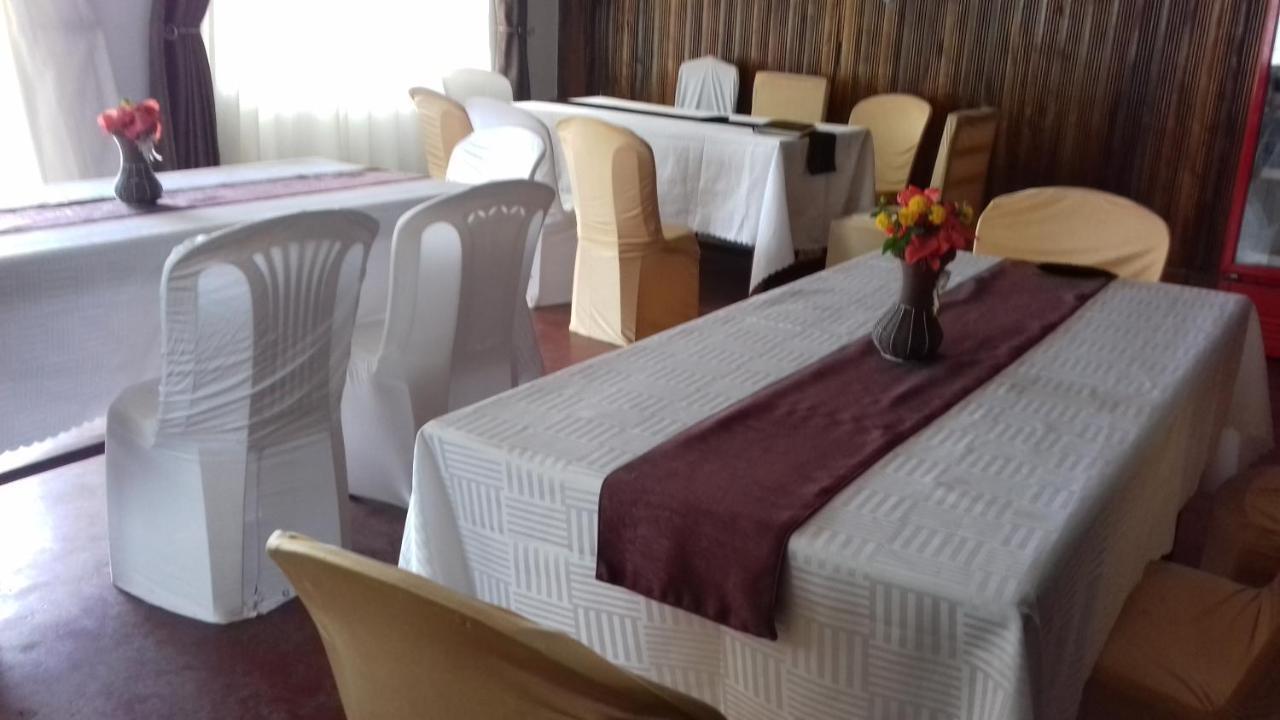 Riverside Resort Hotel Kabale Extérieur photo