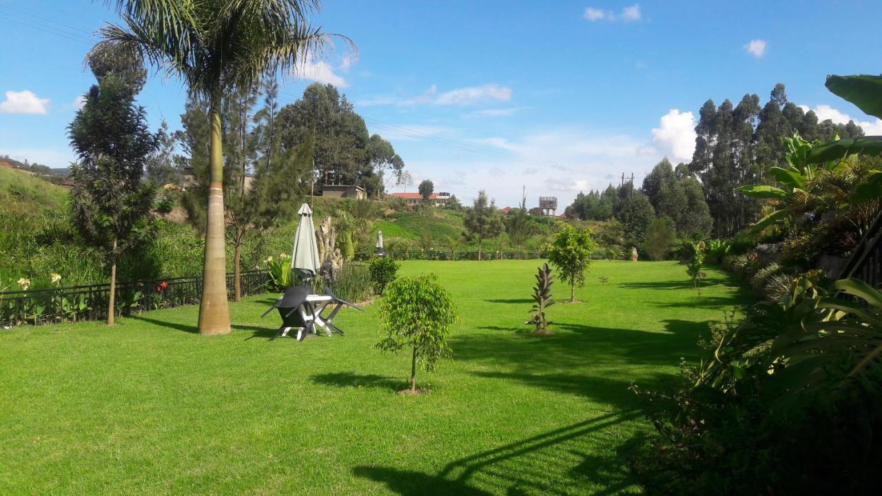 Riverside Resort Hotel Kabale Extérieur photo