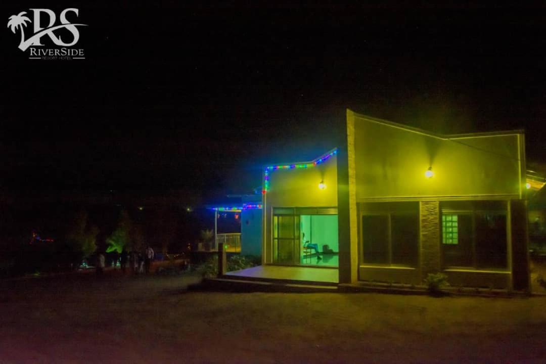 Riverside Resort Hotel Kabale Extérieur photo